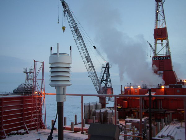 Offshore oil weather station