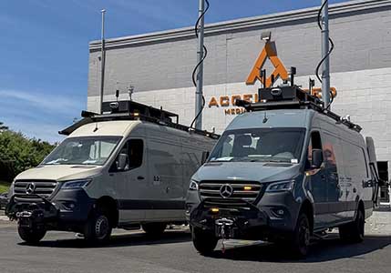 Mobile command centers with Magellan MX 600 weather stations